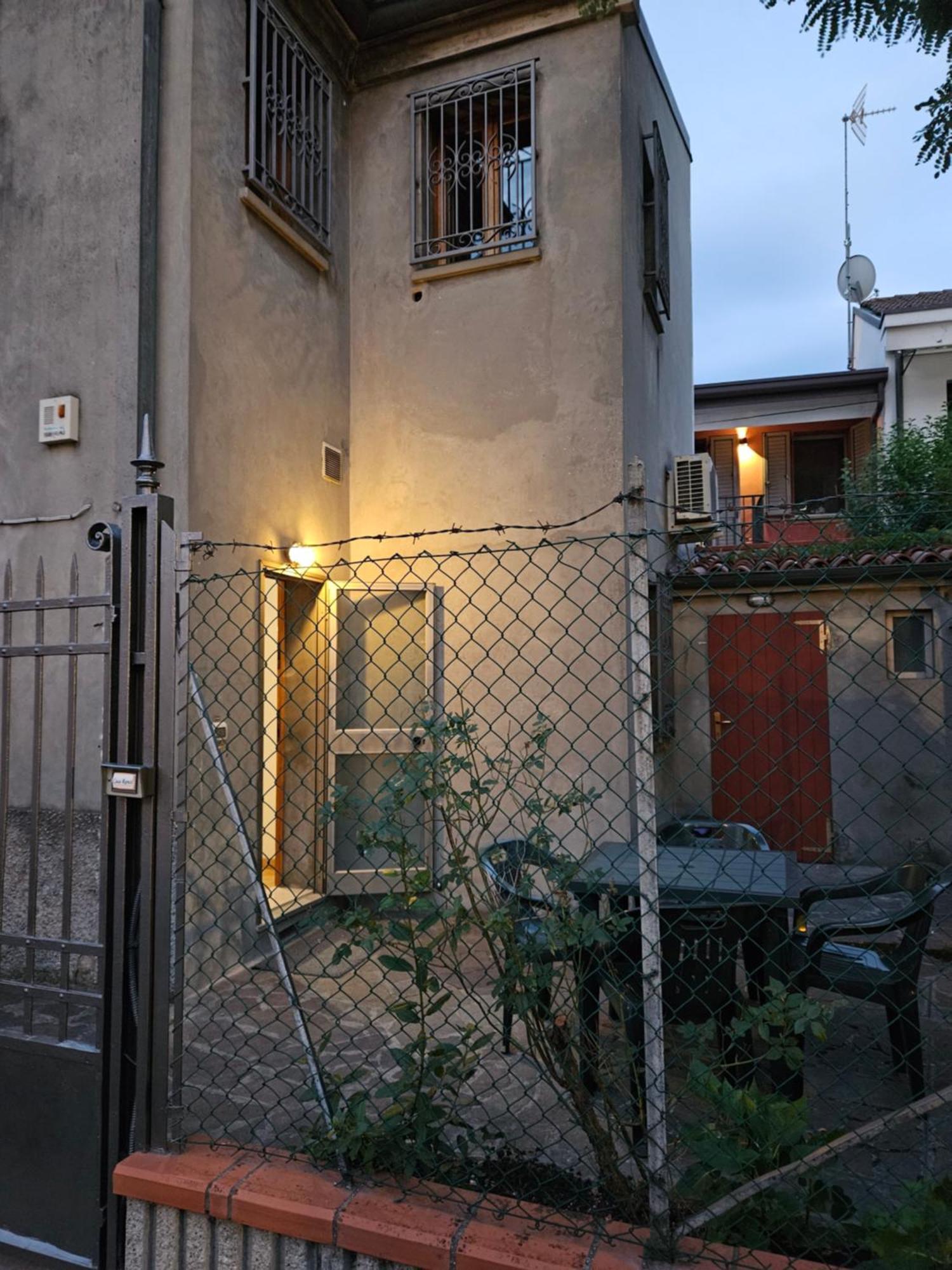 Casa Ronci - Centro Storico - Palacongressi Rimini Exterior photo